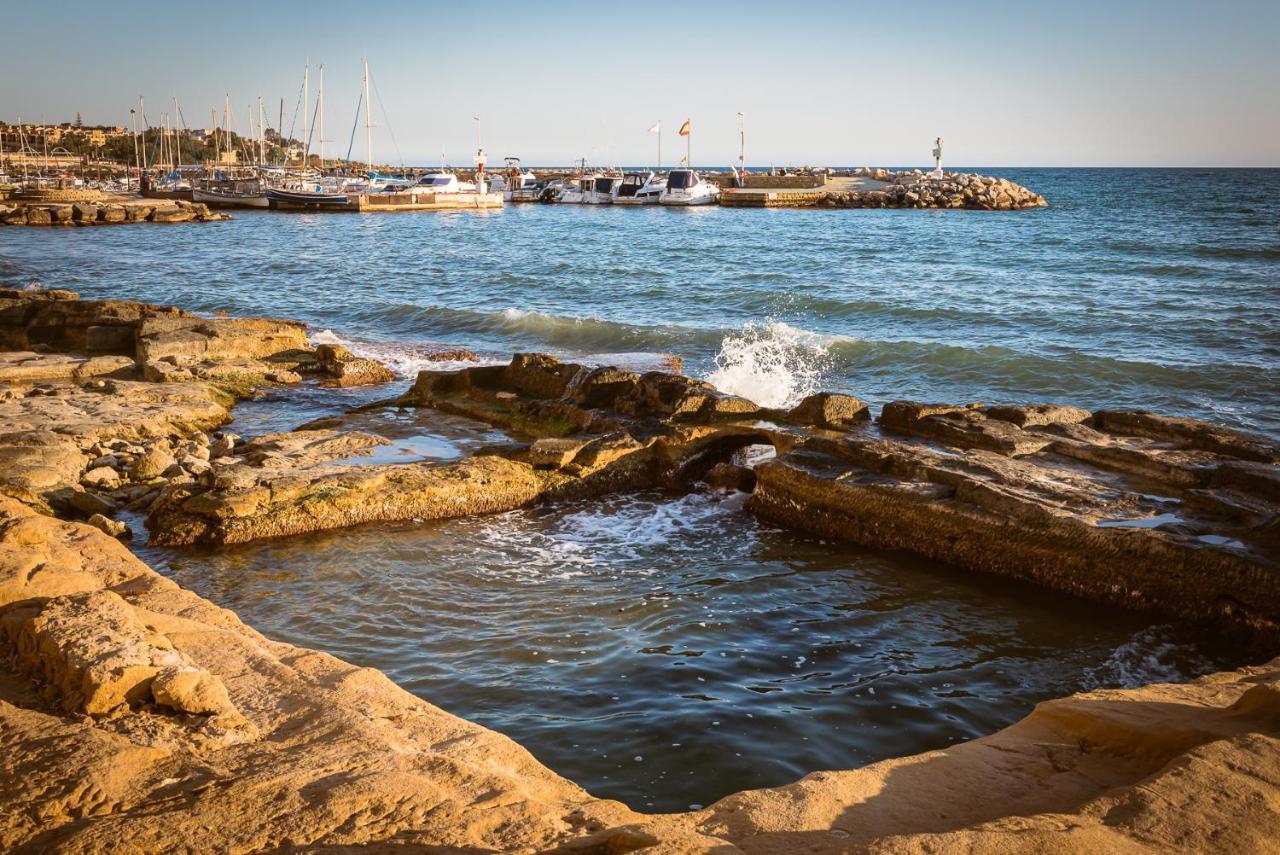 Modern Sea Front Reef Apartment Alicante Luaran gambar